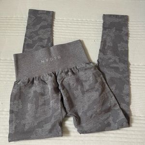 NVGTN seamless camo leggings